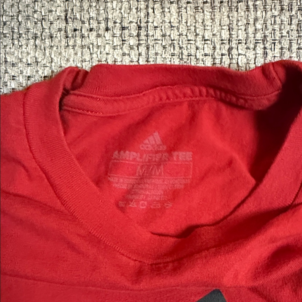 Adidas Men's Long Sleeve Tee in Red with Black Logo - Picture 2 of 3